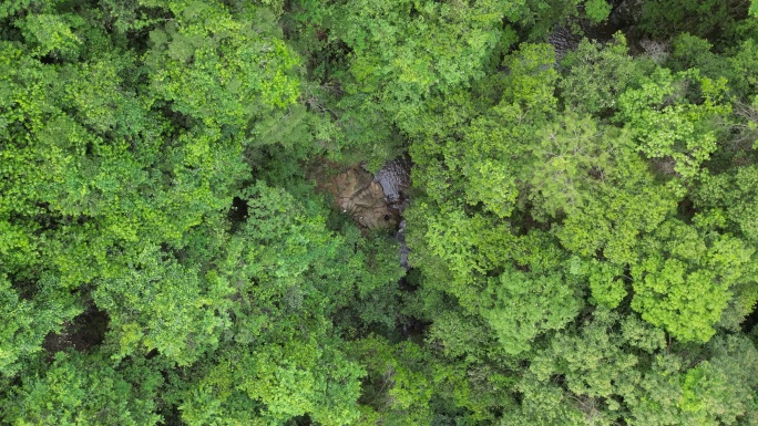 俯瞰绿水青山  大地山谷航拍