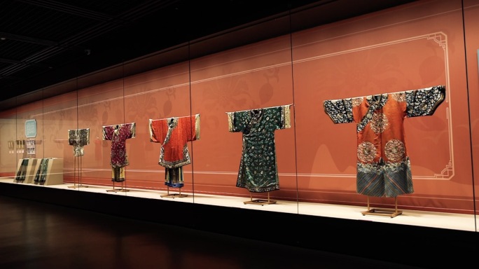 4k古代女性服装展览