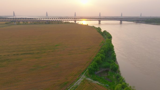 郑新黄河大桥日落黄昏