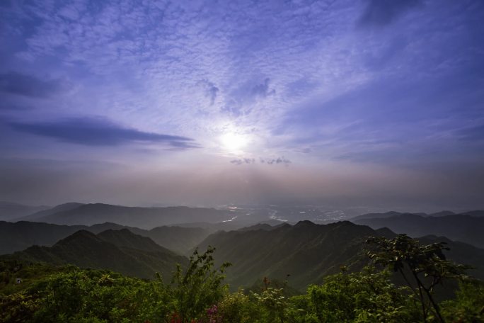 蓝天白云大山延时