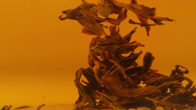 茶叶 高速机 红茶 茶水 茶叶漂浮