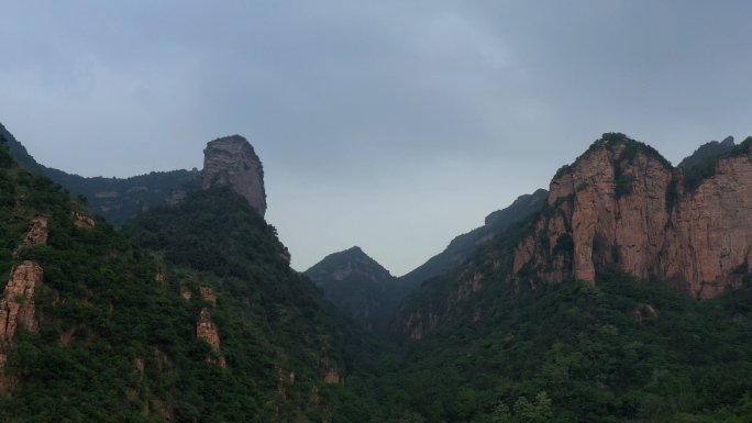 航拍大山暴风雨来临