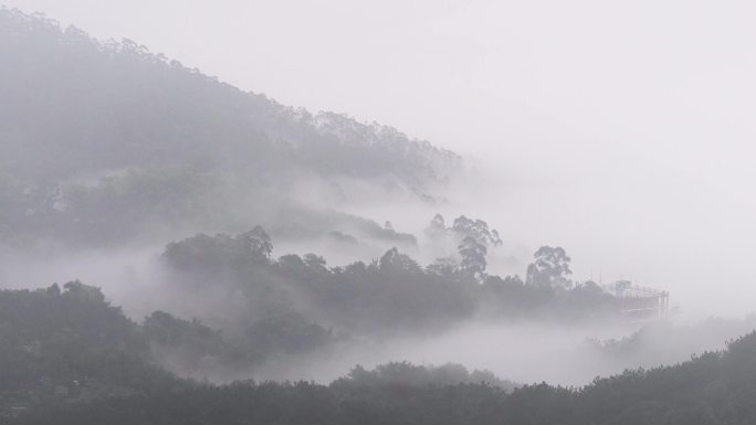 雨后的蔡尖尾山