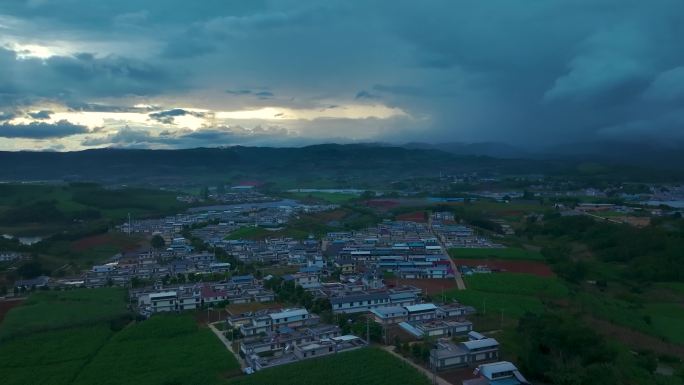 航拍下雨过程