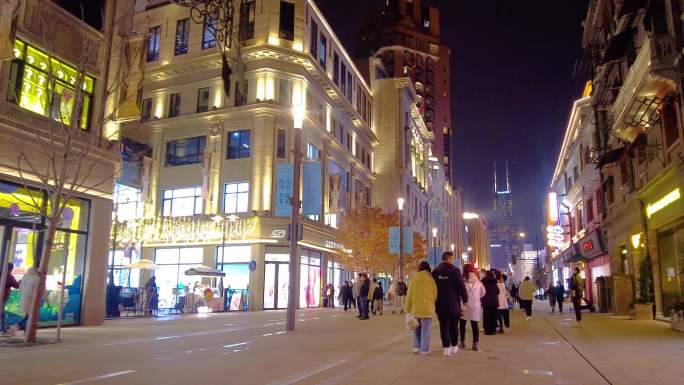 上海外滩夜晚南京路步行街夜景人流视频素材