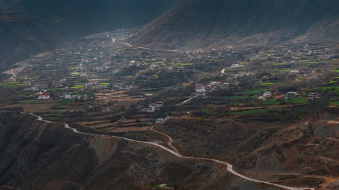 云南旅游风光人神共居丙中洛