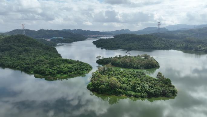 湖中小岛