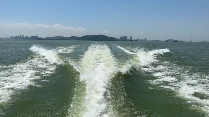 TVC游艇飞驰 浪花飞溅 破浪前行