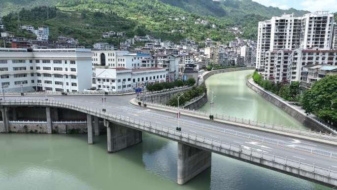 鹤峰圃子大桥4K航拍