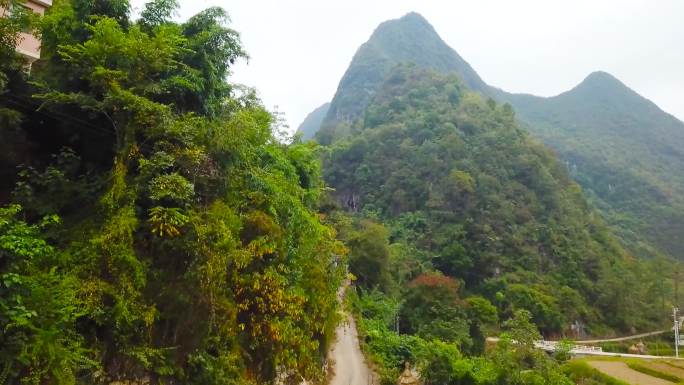 航拍 贫困山区 农村乡镇 贫困的山区