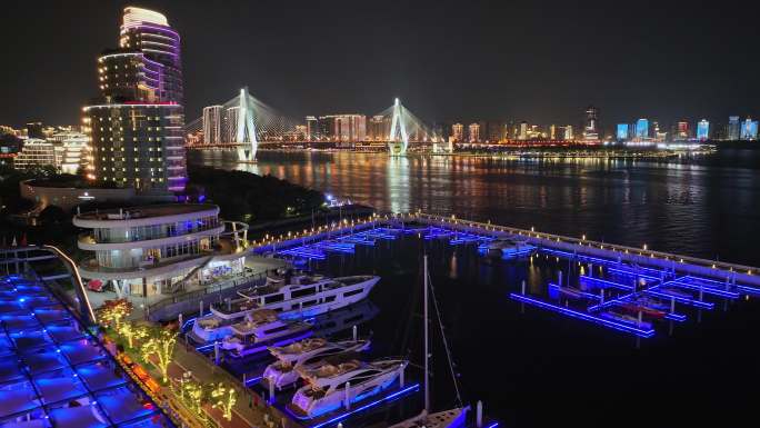 海口华彩海口湾广场夜景