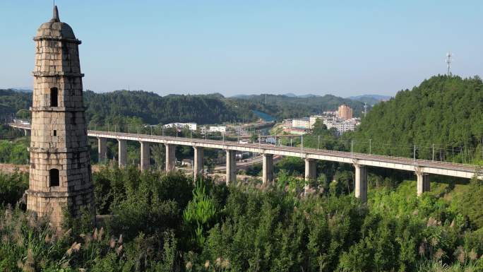 古塔丽影古建筑  京九铁路中欧班列