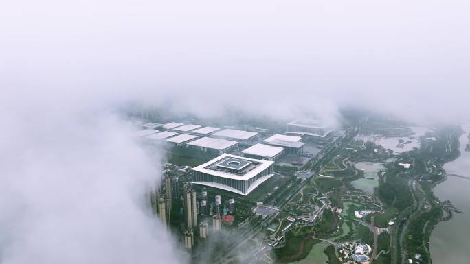 西安国际会展中心穿云