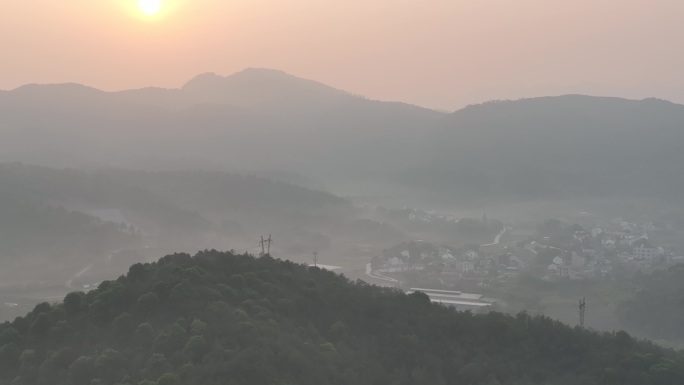 浙江绍兴诸暨枫桥古镇古村水墨早晨日出村落