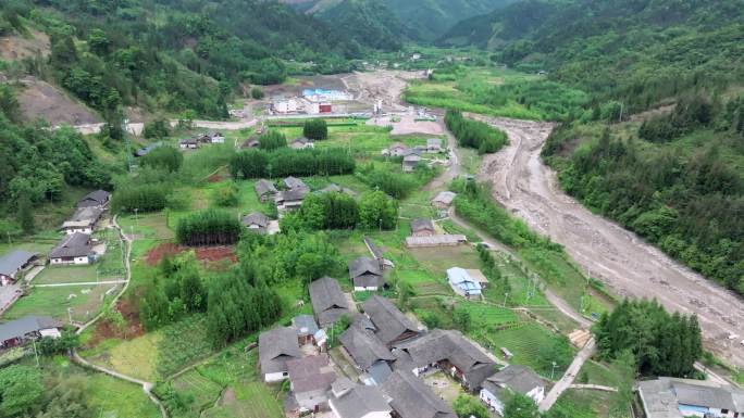 牛背山镇建政村村庄旅游开发建设航拍