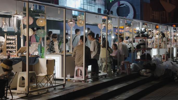 夜晚夜市小摊