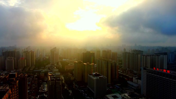 风起云涌 大雨来临 大雨 暴雨 暴风雨