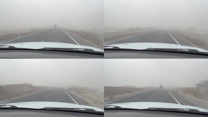 车辆行驶遭遇沙尘暴