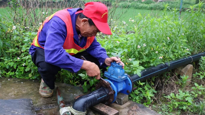 乡村水利设施水管维修