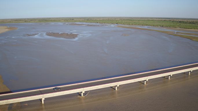 航拍系列---中国最长的内陆河塔里木河
