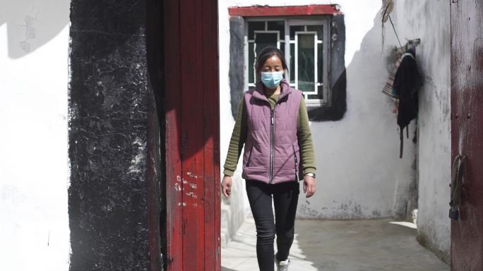 戴口罩 高原地区 西藏地区 女儿 女人