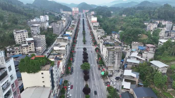 咸丰县楚蜀大道4K航拍政府路段