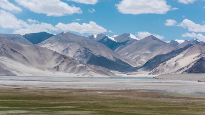 新疆帕米尔高原白沙山