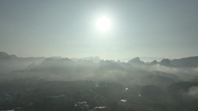 武夷山日出航拍云海日出阳光山峰云雾山风景