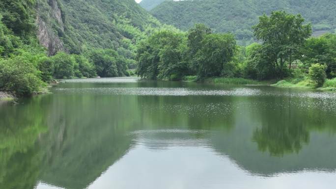 浙江壶源江绿水青山自然生态保护河道清澈