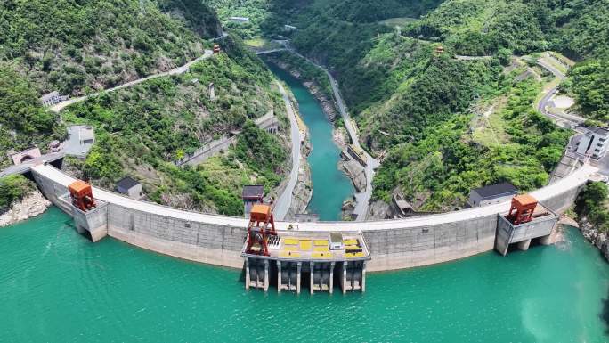 东江湖大坝水电站