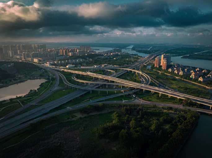 交通高架桥湖心路口珠海