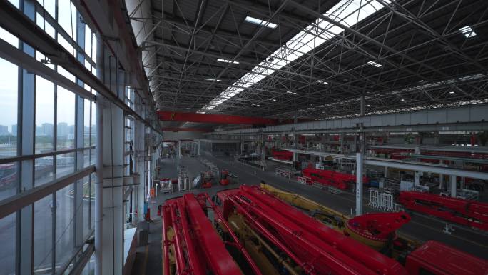 重工工厂厂房俯拍环拍空镜