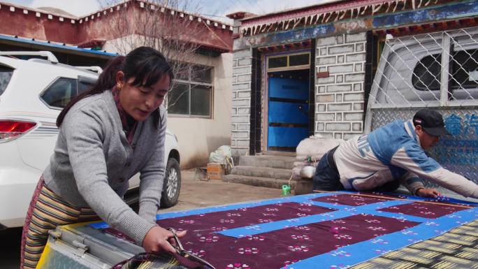 制衣厂 缝纫机 西藏制衣 藏族制衣