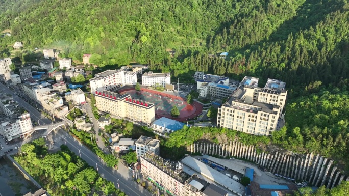 咸丰县中等职业技术学校4K航拍