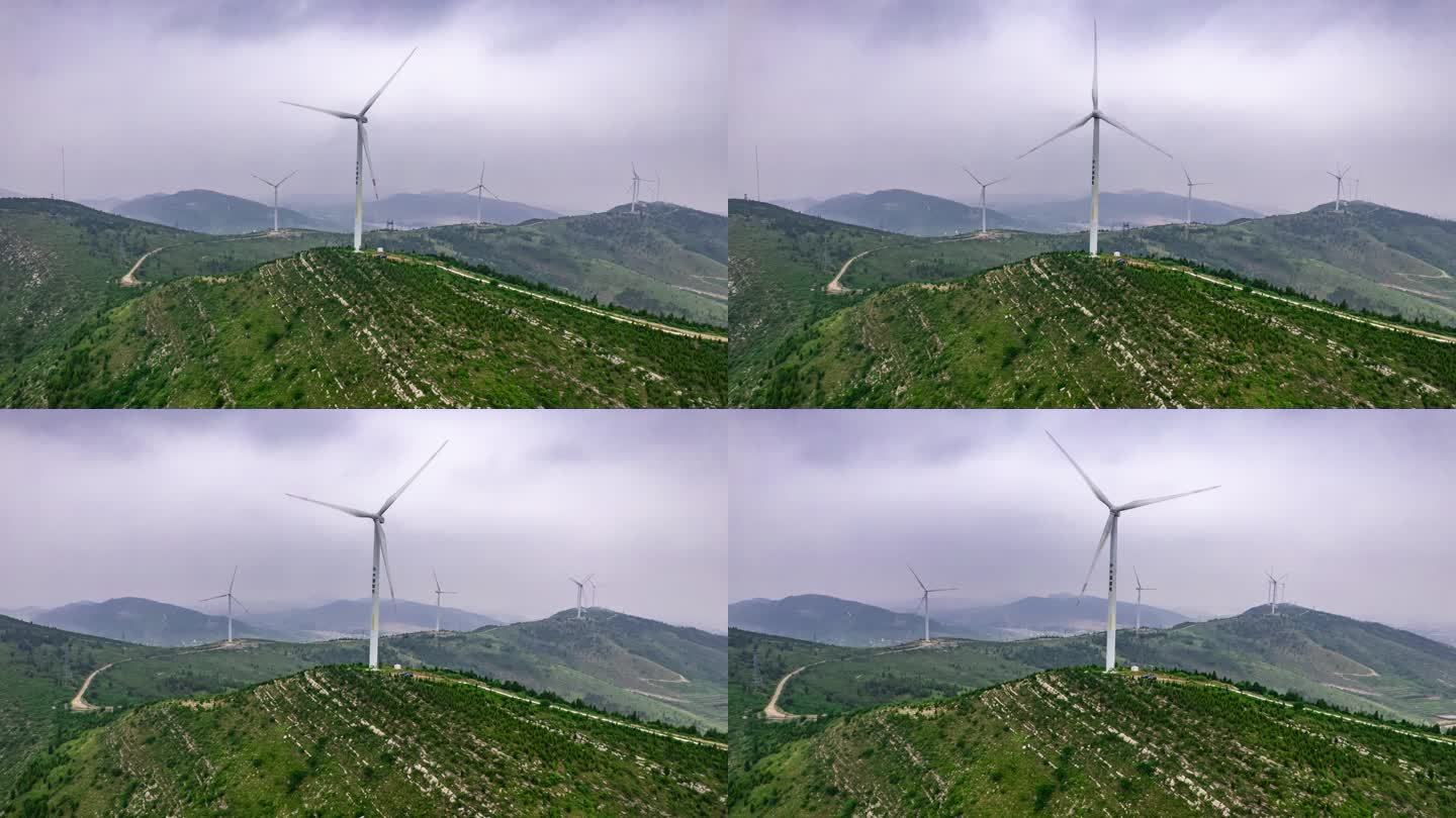 山上的风车发电泗水延时风力发电