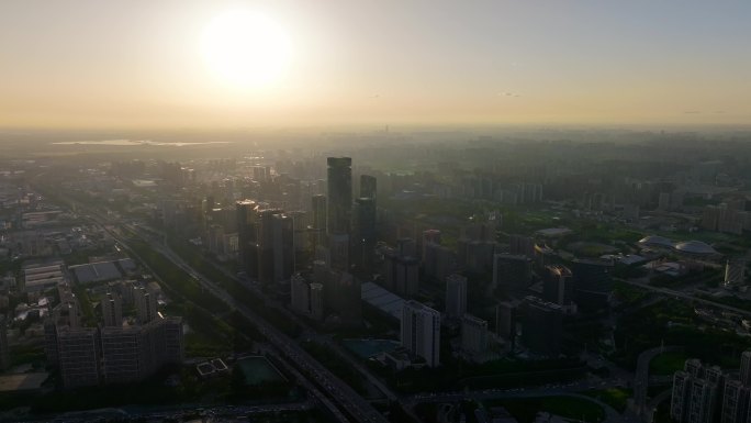 4K正版-航拍西安金融中心建筑群日落