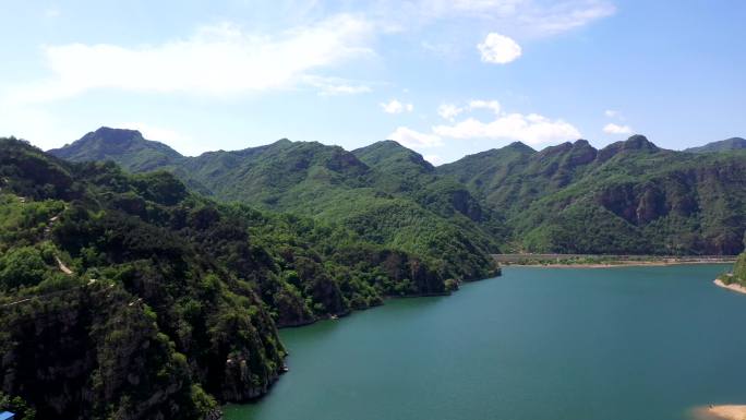 航拍大山辽阔山脉