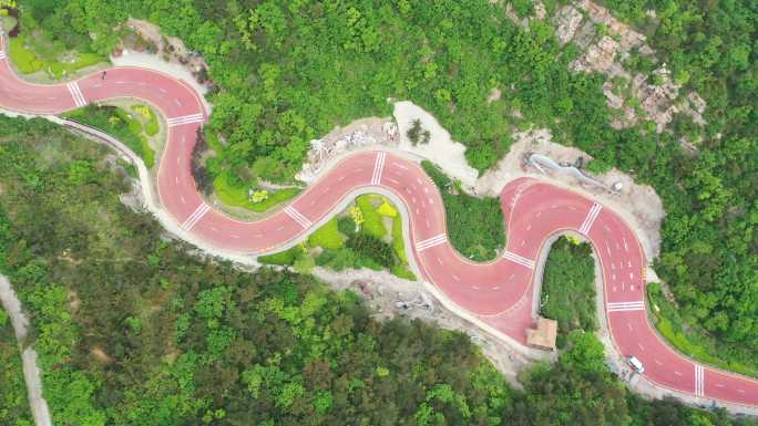 航拍大连海之韵公园的海底峡谷道路