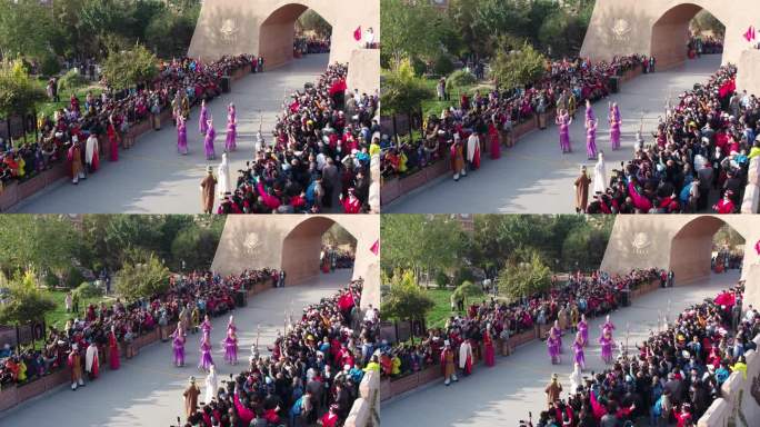 新疆喀什古城大门跳舞