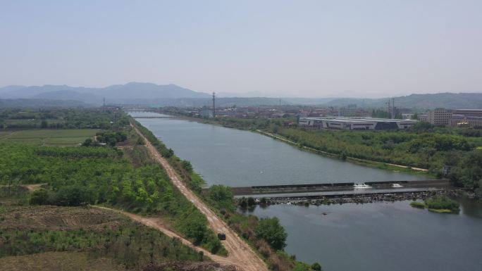 南方村庄河流