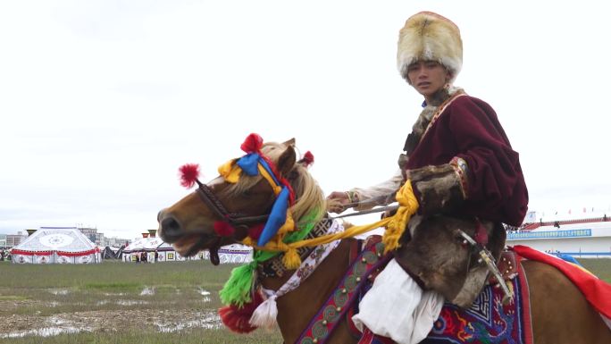 藏族服饰 那曲赛马节 阿里赛马节