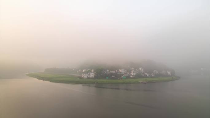 新安江山水画廊日出云雾