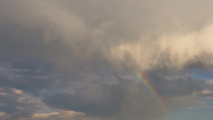 雨后彩虹云蒸霞蔚天气变化气候户外天空云景