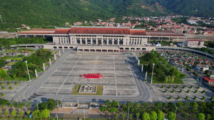 航拍漳州动车站建筑风光