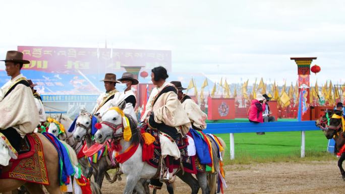 草原赛马 高原赛马 隆重节日藏族隆重节日