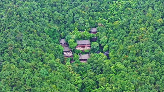 大山深处寺庙