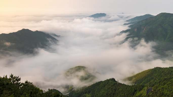 山间云海8k延时