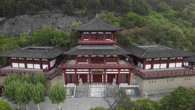 俯瞰半山古建筑下降上摇