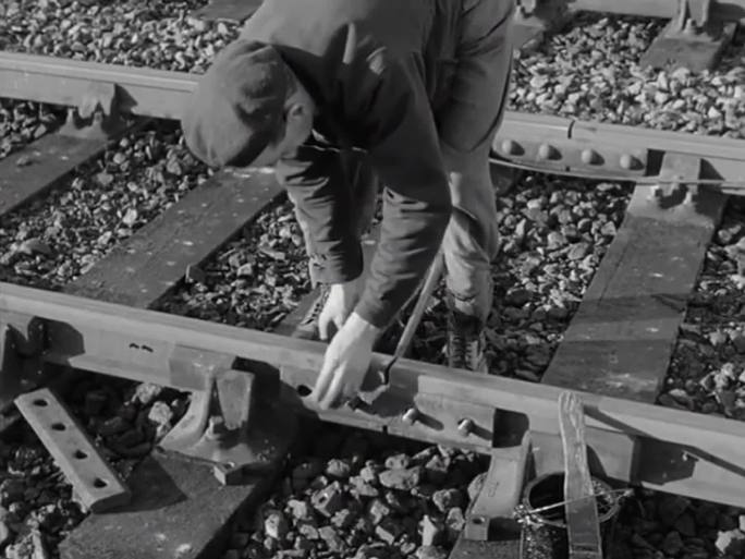 50年代铁路养护 铁路检修 铁路养护工人