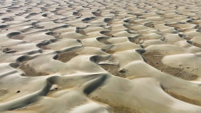 4K航拍新疆地区塔克拉玛干沙漠风景6